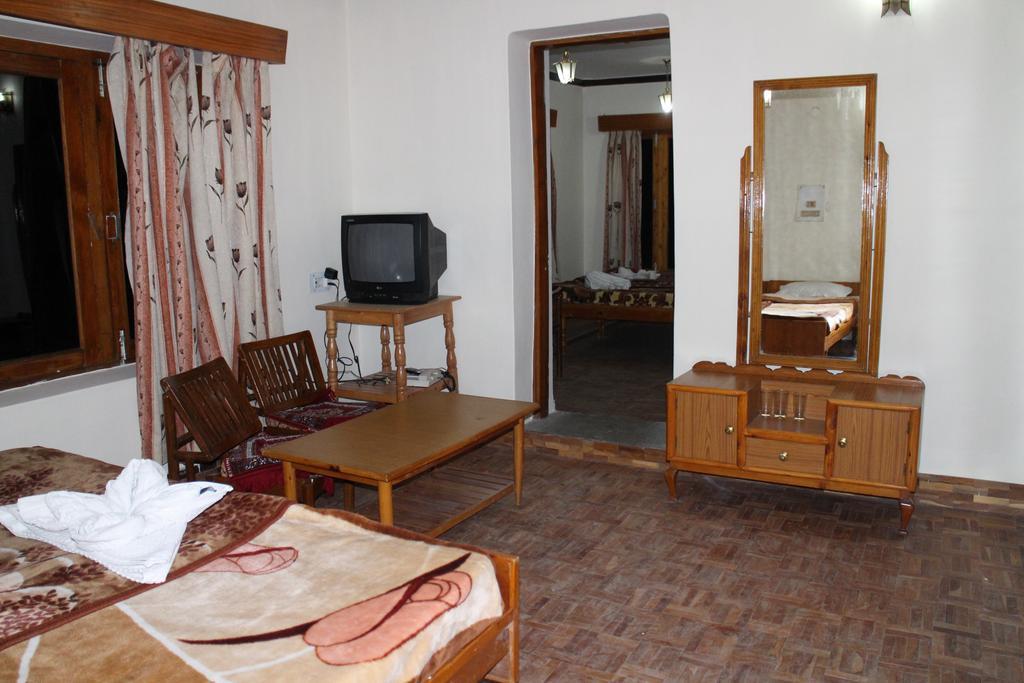 ليه Hotel Nirvana Palace الغرفة الصورة